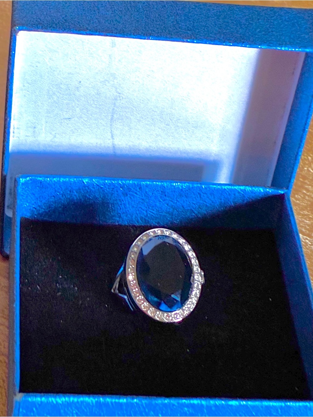 Origami Owl Oval Sapphire Color  Ring with Clear Crystals